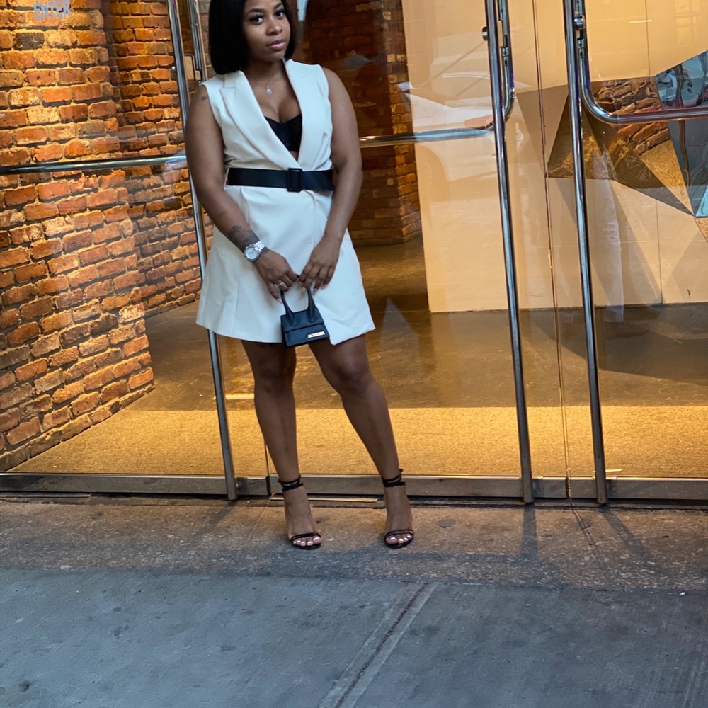 Blazer belted dress - Picture 2 of 2